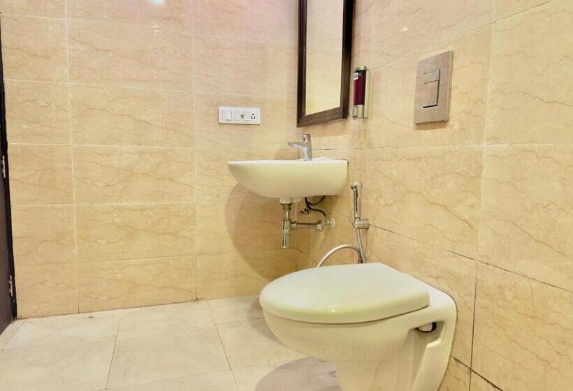 Отель Hill View, Mussoorie   Near Mall Road Mussoorie