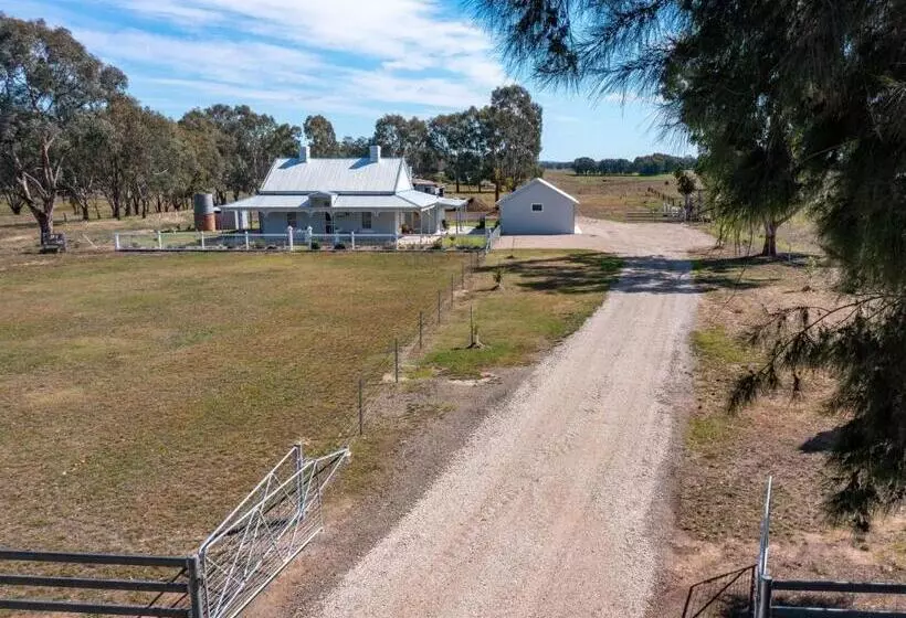 ホテル Hart Cottage Farm Stay In Indigo Valley