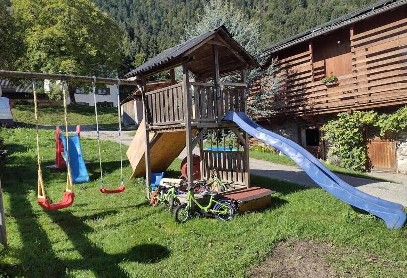 ホテル Jochelerhof