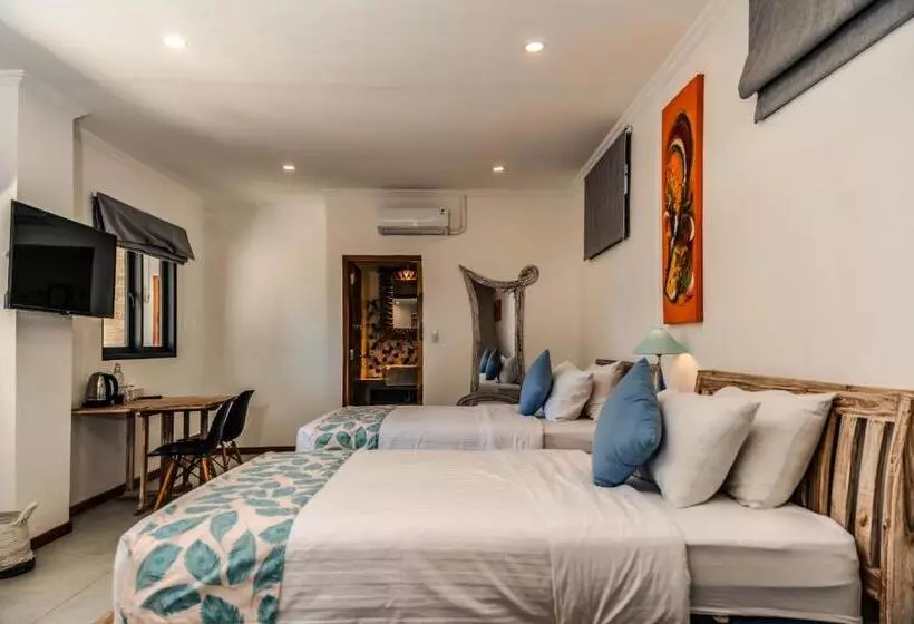 Hotelli Komodo Suites Downtown Managed By Cpm Bali