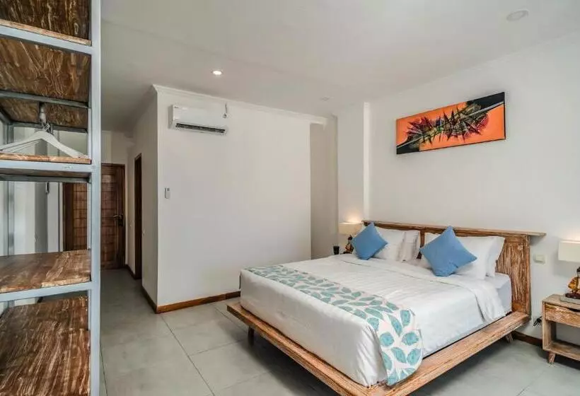 Hotelli Komodo Suites Downtown Managed By Cpm Bali