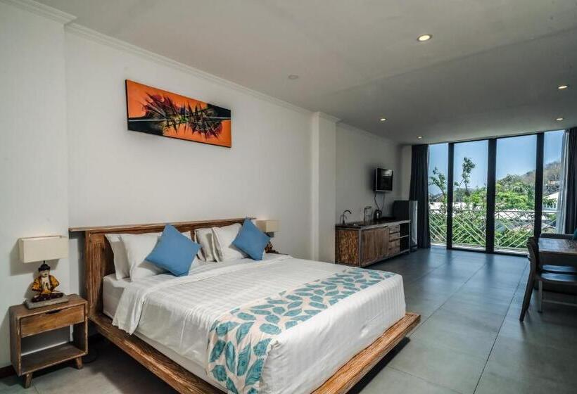 Отель Komodo Suites Downtown Managed By Cpm Bali