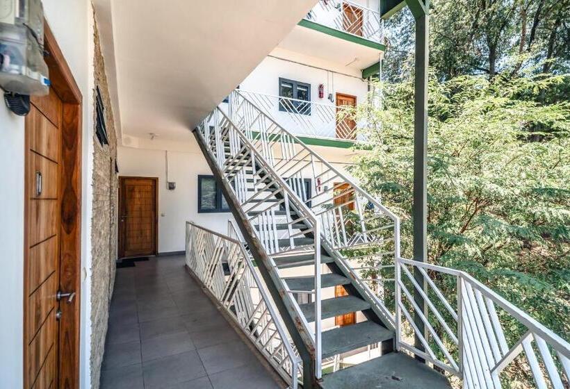 Отель Komodo Suites Downtown Managed By Cpm Bali