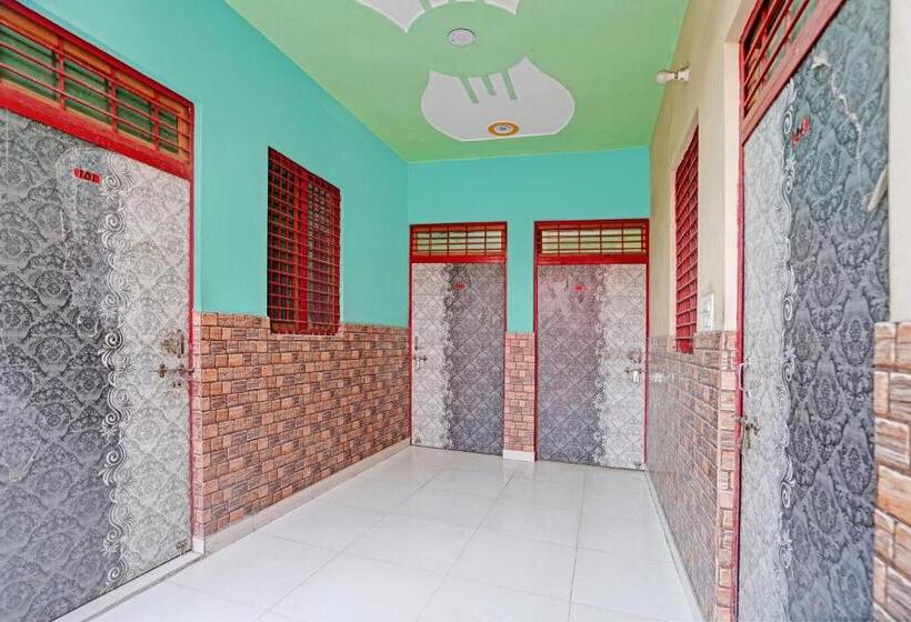 Отель Oyo Flagship Sk