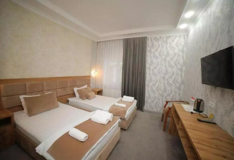 هتل Tinchlik Plaza