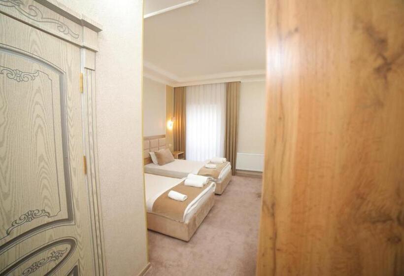 هتل Tinchlik Plaza