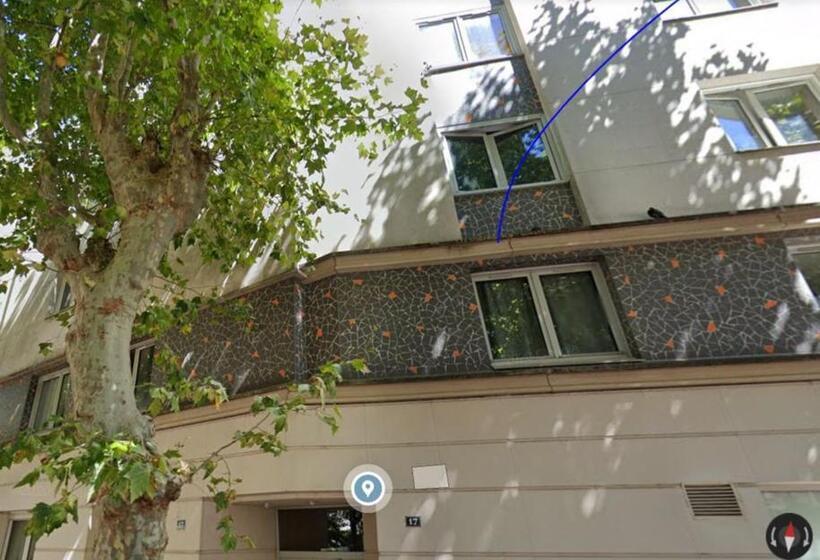 Meudon Hote   Bed And Breakfast