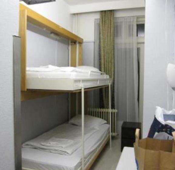 Meudon Hote   Bed And Breakfast