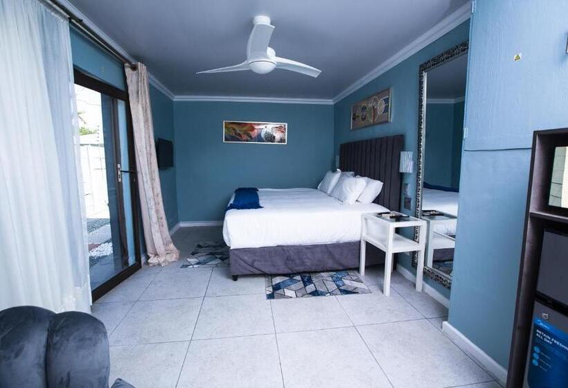 膳宿费 Hope And Faith At 14 On Beach