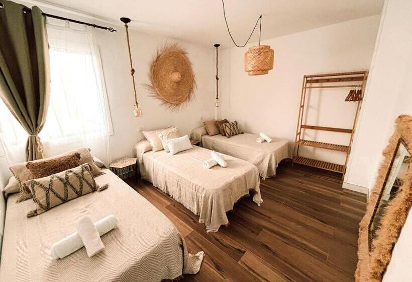 بنسيون Chakra House Fuerteventura Affordable Rooms In A Cozy Guesthouse