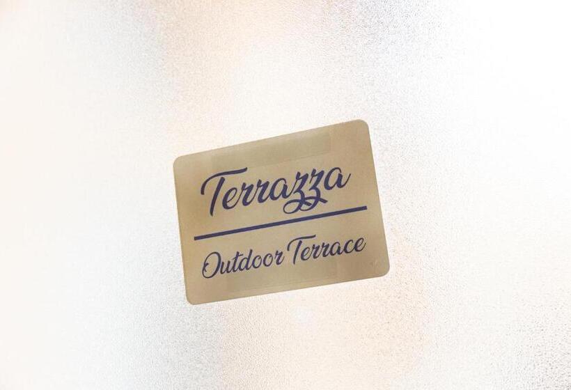 پانسیون The Heart Guest House