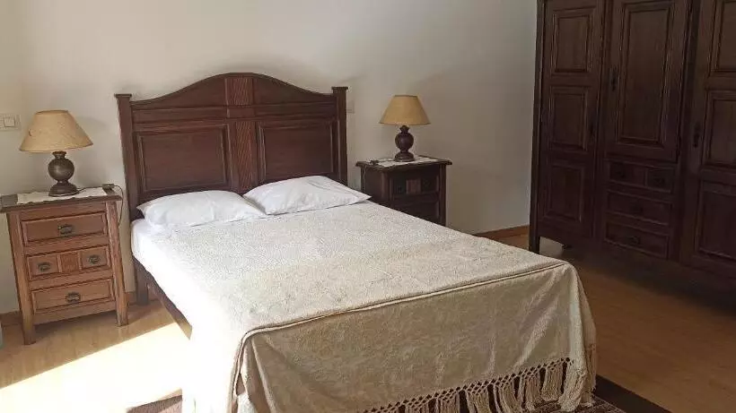 Majatalo Vale Poços House