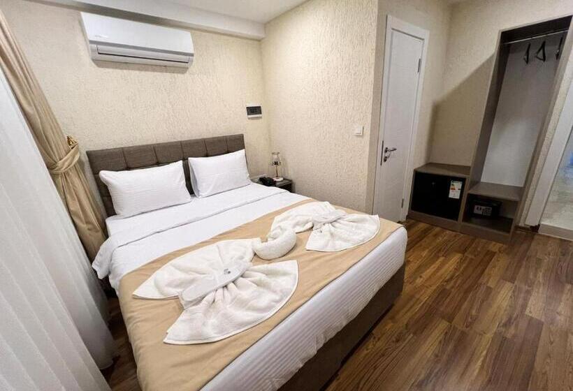 Taksim Nacre 360 Suit