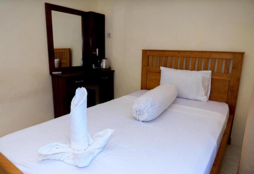 Frans Bernadus Hotel And Resto