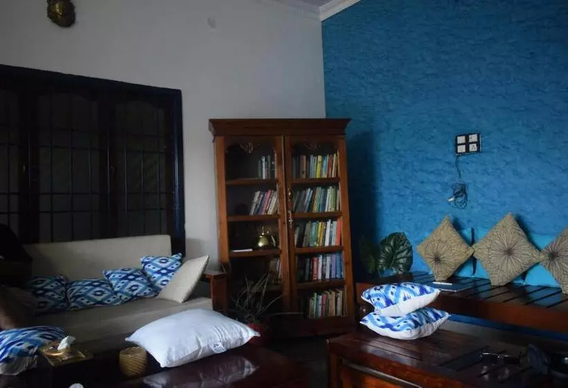 Hotelli Travstel & Casa De Neel