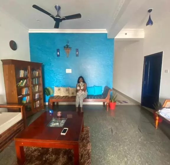 Hotelli Travstel & Casa De Neel