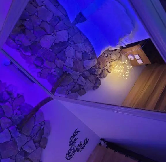 Hotelli Love Room Danslesbois Avec Spa