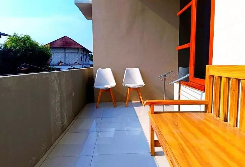 ホテル Wisma Kencana Syariah Near Uns Mitra Reddoorz