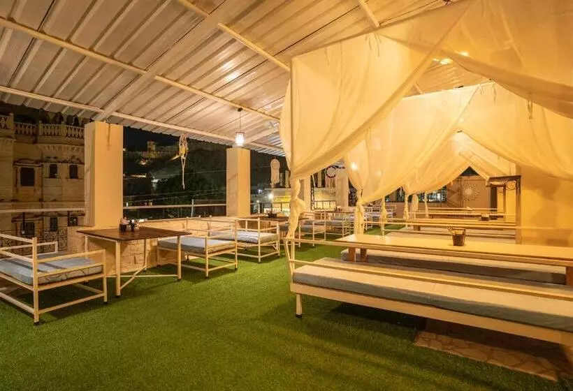 La Bella Hostel