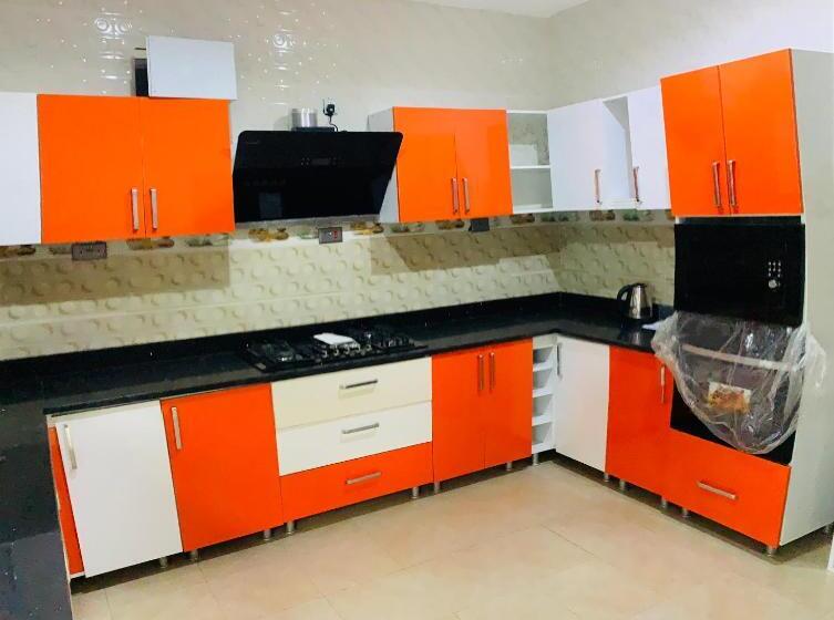 膳宿费 Apple Royal Apartment