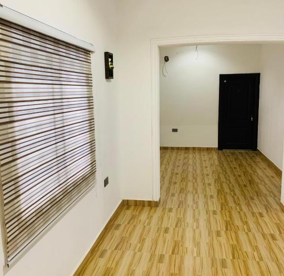 膳宿费 Apple Royal Apartment