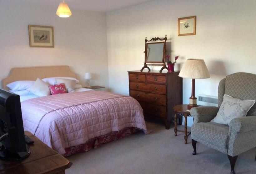 Majatalo Forge Cottage