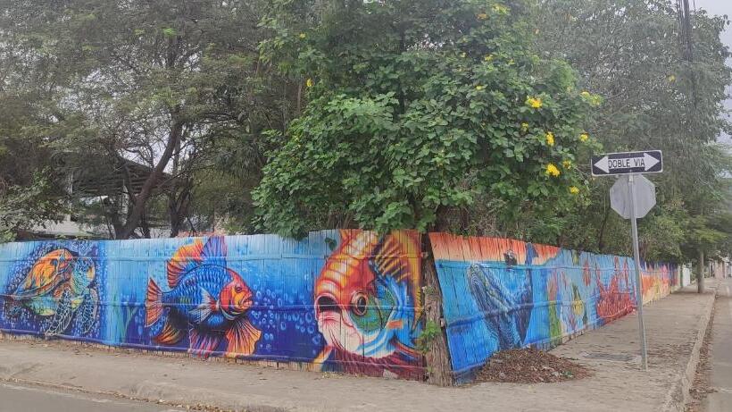 بنسيون Garden House Puerto López