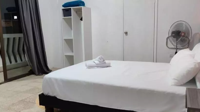 Majatalo Garden House Puerto López