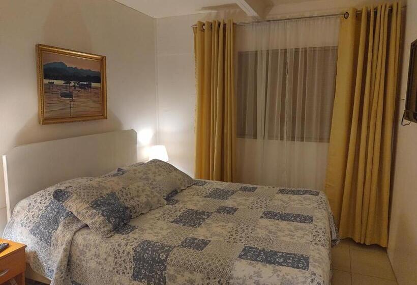 پانسیون Hostal Renca, Casa