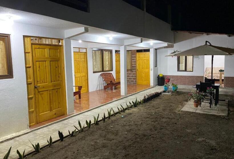 پانسیون Hostal Tika´aaj