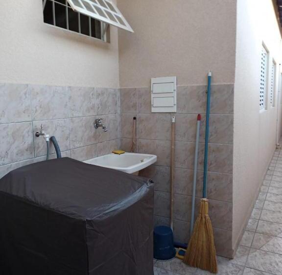 پانسیون Quarto Due Na Sakura House