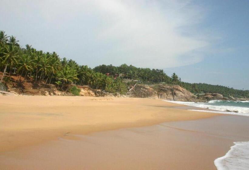 Resort Karikkathi Beach House