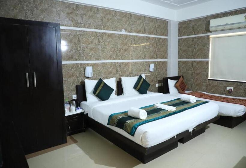 Tara Palace By Goyal Hoteliers