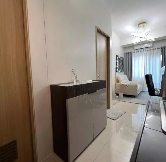 Vine Residences Tower 5 Unit 208 Euno Condotel Staycation