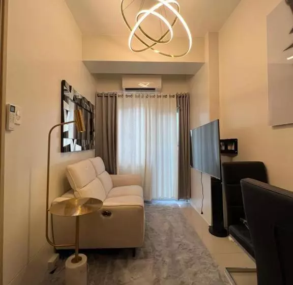 Vine Residences Tower 5 Unit 208 Euno Condotel Staycation