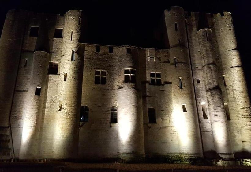 مبيت وإفطار Chambres D Hôtes Maison La Porte Rouge