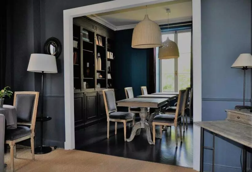 تختخواب و صبحانه Chambres D Hôtes Maison La Porte Rouge