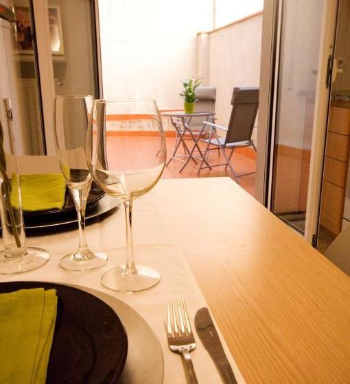 فندق Apartments Figueres