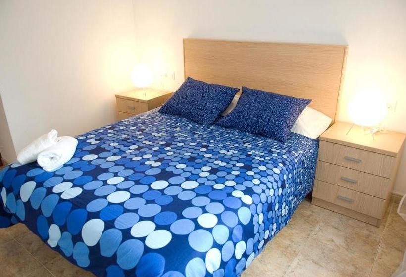 فندق Apartments Figueres