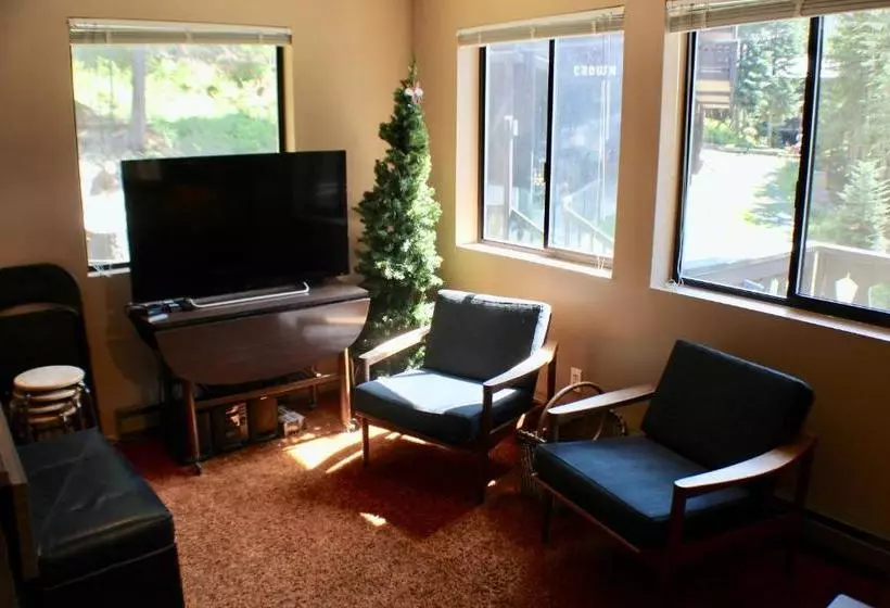 ホテル Crystal Chalets Condominiums