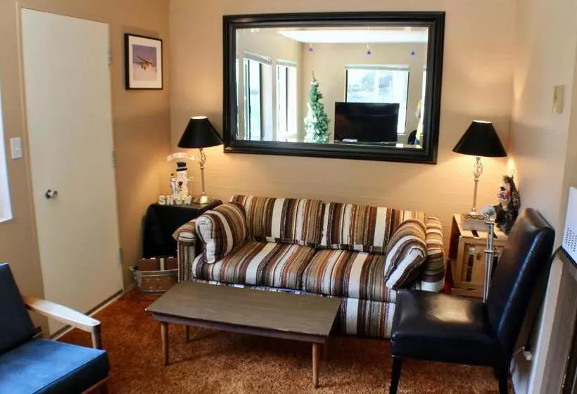 ホテル Crystal Chalets Condominiums