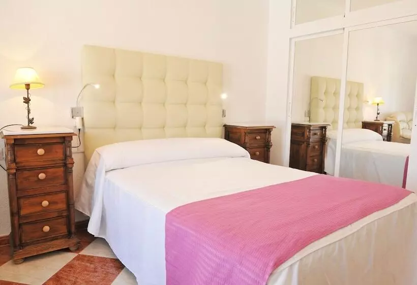 Hotelli Hostal Puerto Lepe
