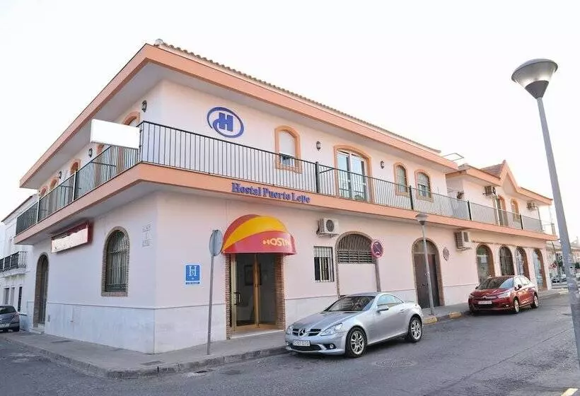 Hotelli Hostal Puerto Lepe