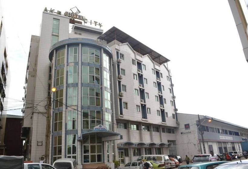 هتل Hôtel Akena City