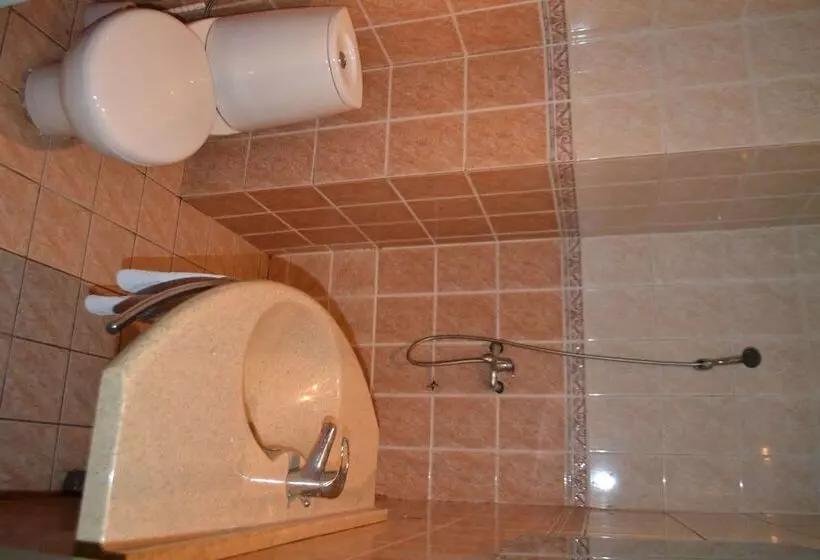هتل Hôtel Akena City