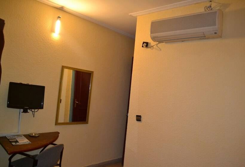 هتل Hôtel Akena City