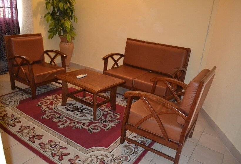 هتل Hôtel Akena City