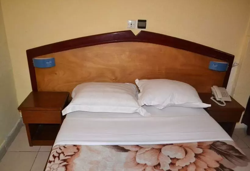 هتل Hôtel Akena City