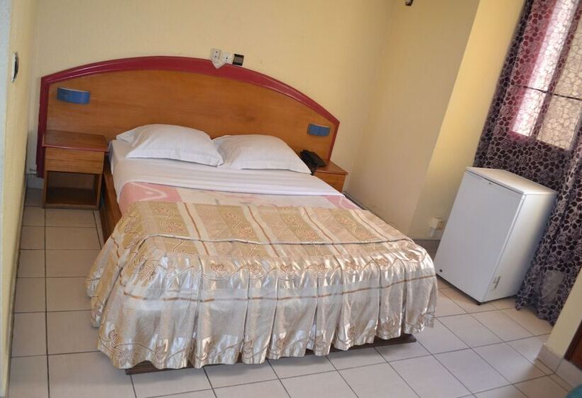 هتل Hôtel Akena City