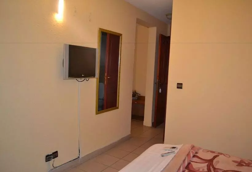 هتل Hôtel Akena City